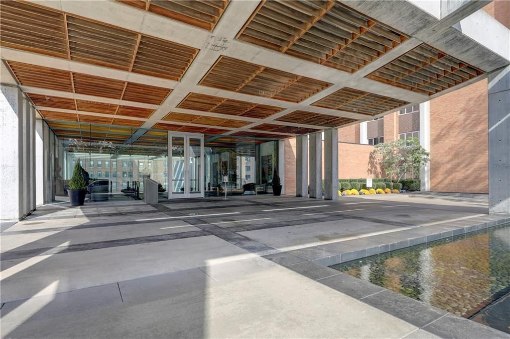 121 W 48th Street — photo 36