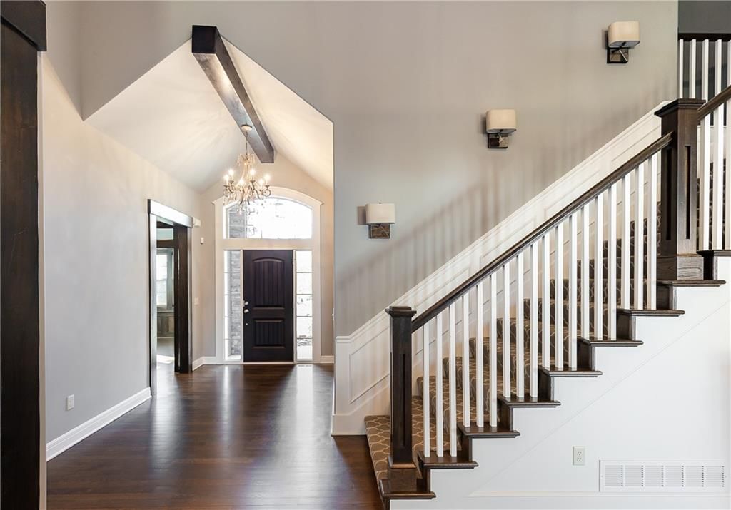 15701 Canterbury Street — photo 10