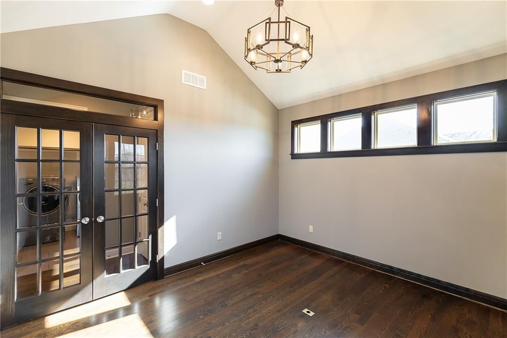 15701 Canterbury Street — photo 33