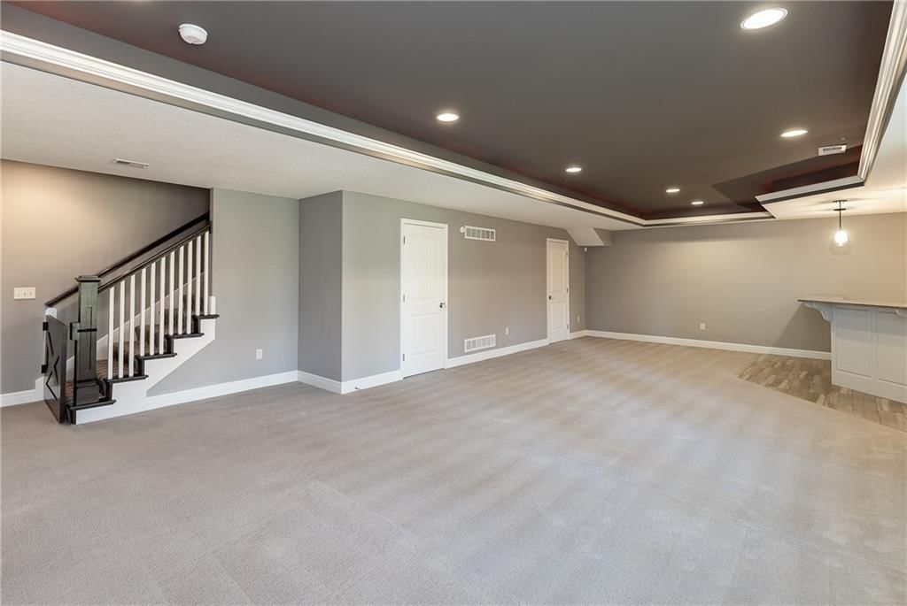 15701 Canterbury Street — photo 66