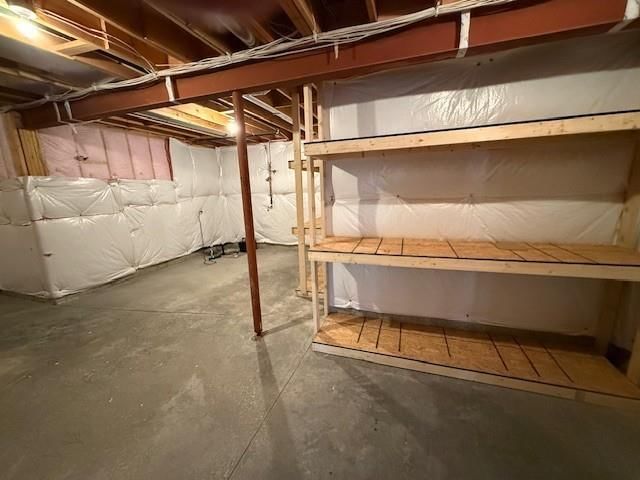 15701 Canterbury Street — photo 80