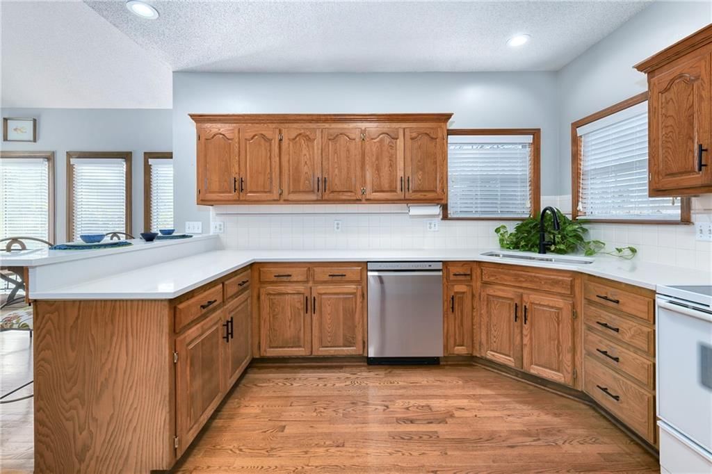 1511 Fox Run Lane — photo 9