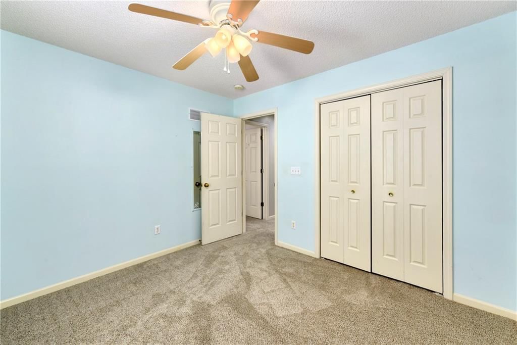 1511 Fox Run Lane — photo 28