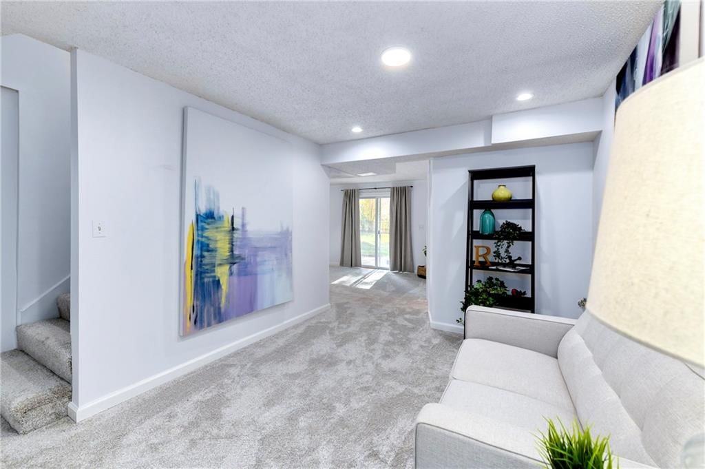 1511 Fox Run Lane — photo 38