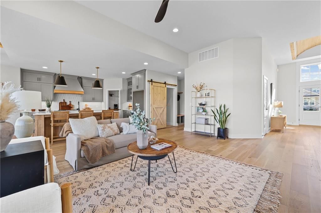 1616 SW 27th Street — photo 9