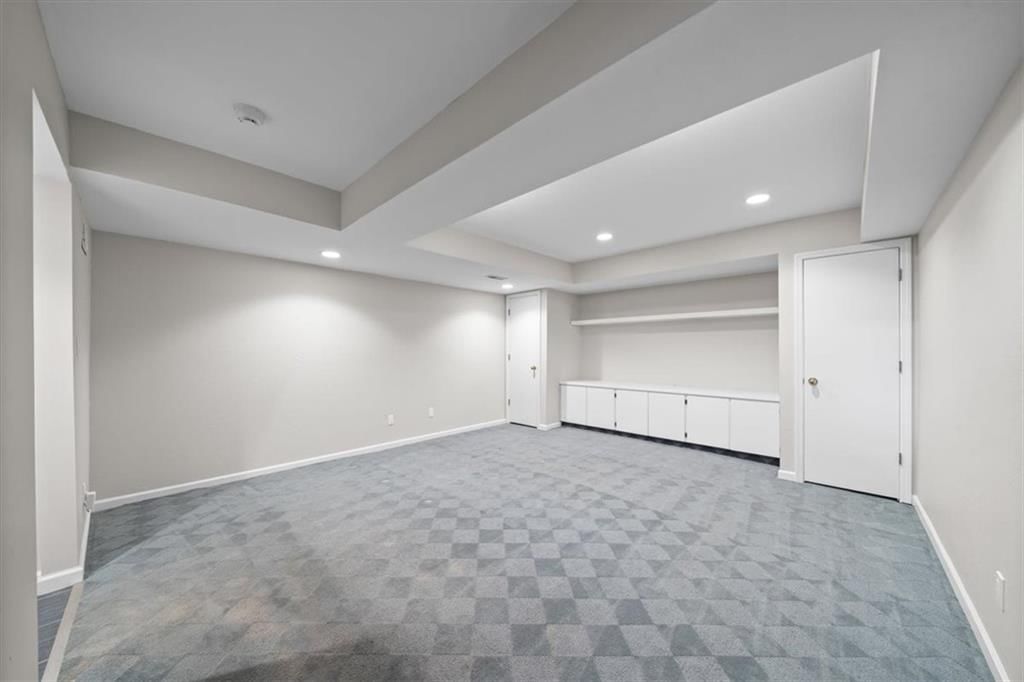 1101 W 47th Street — photo 20