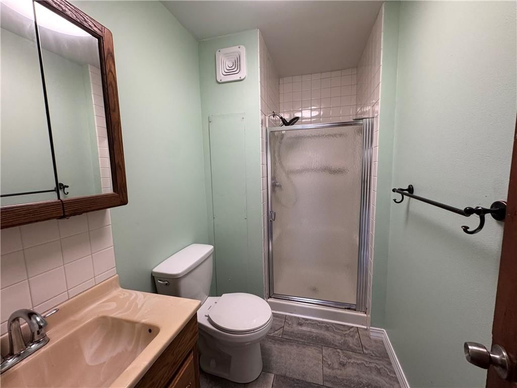 105 W Billings Street — photo 10