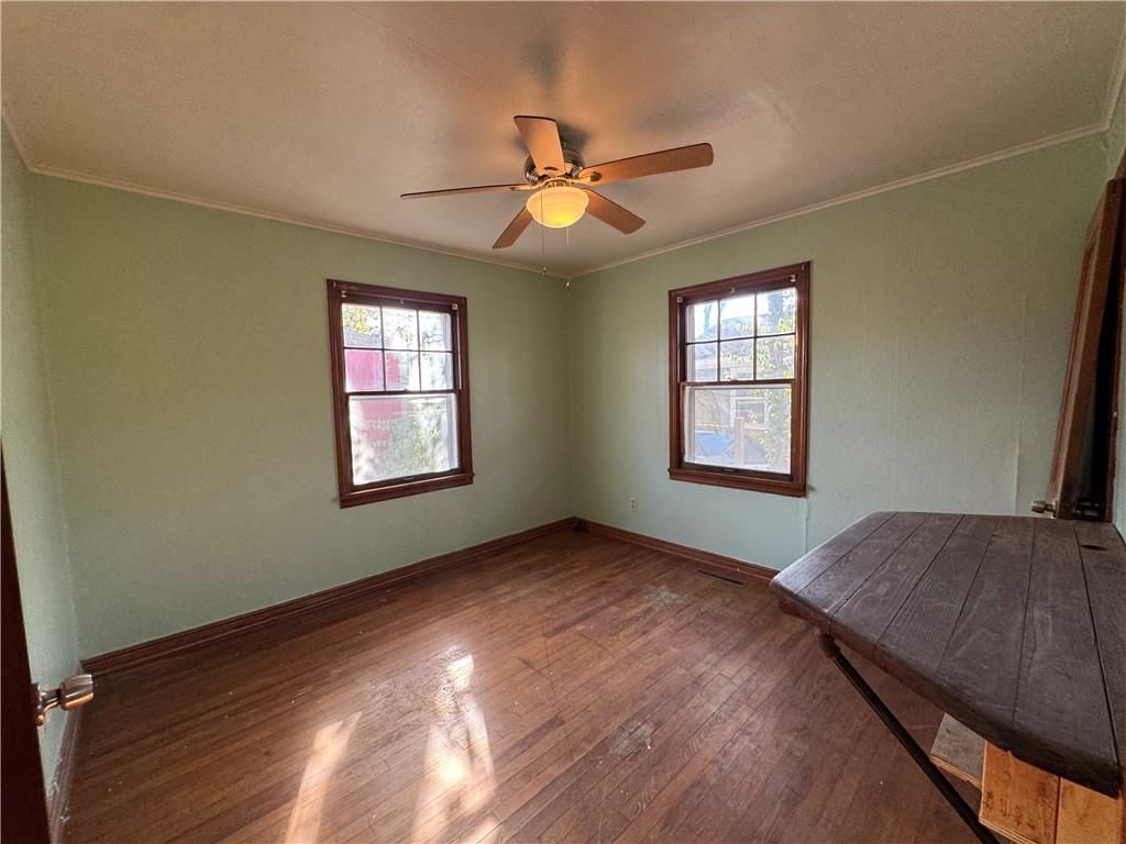 105 W Billings Street — photo 15