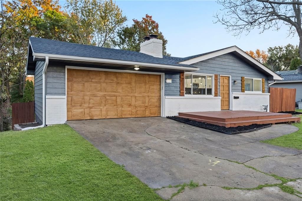 5309 N Mersington Avenue — photo 2