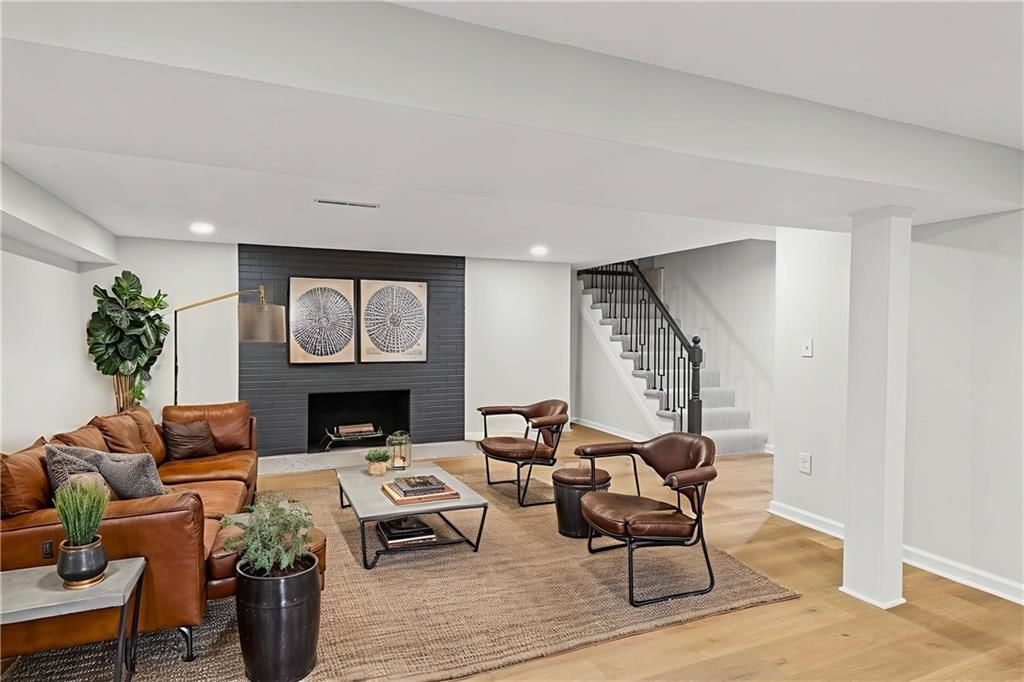 5309 N Mersington Avenue — photo 7