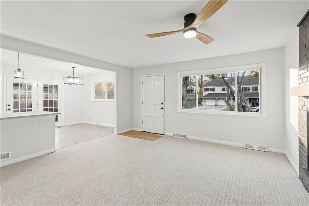 5309 N Mersington Avenue — photo 9