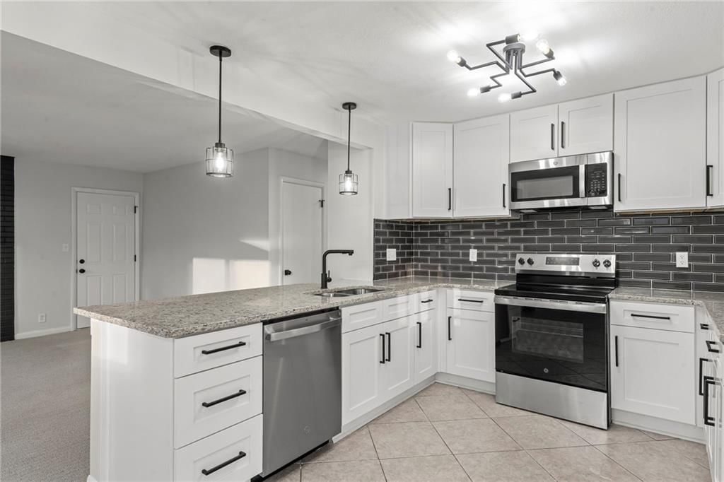 5309 N Mersington Avenue — photo 16