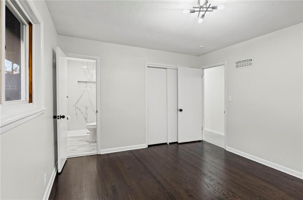 5309 N Mersington Avenue — photo 19