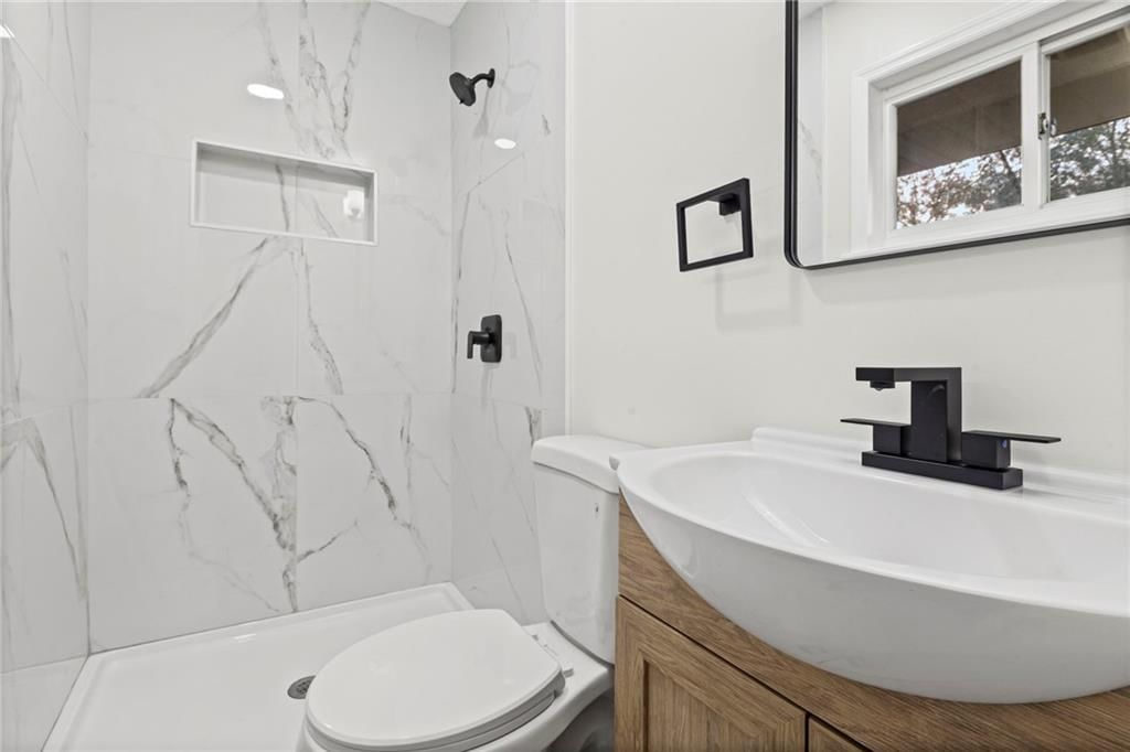5309 N Mersington Avenue — photo 20