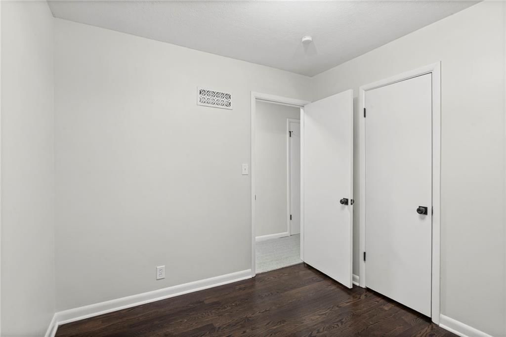 5309 N Mersington Avenue — photo 22