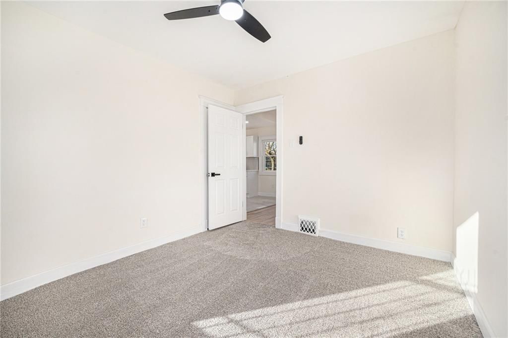 5700 Woodland Avenue — photo 19