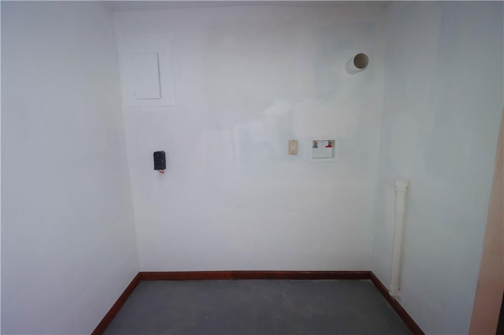 2727 N 10TH Street — photo 31