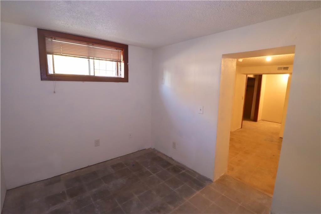 2727 N 10TH Street — photo 33