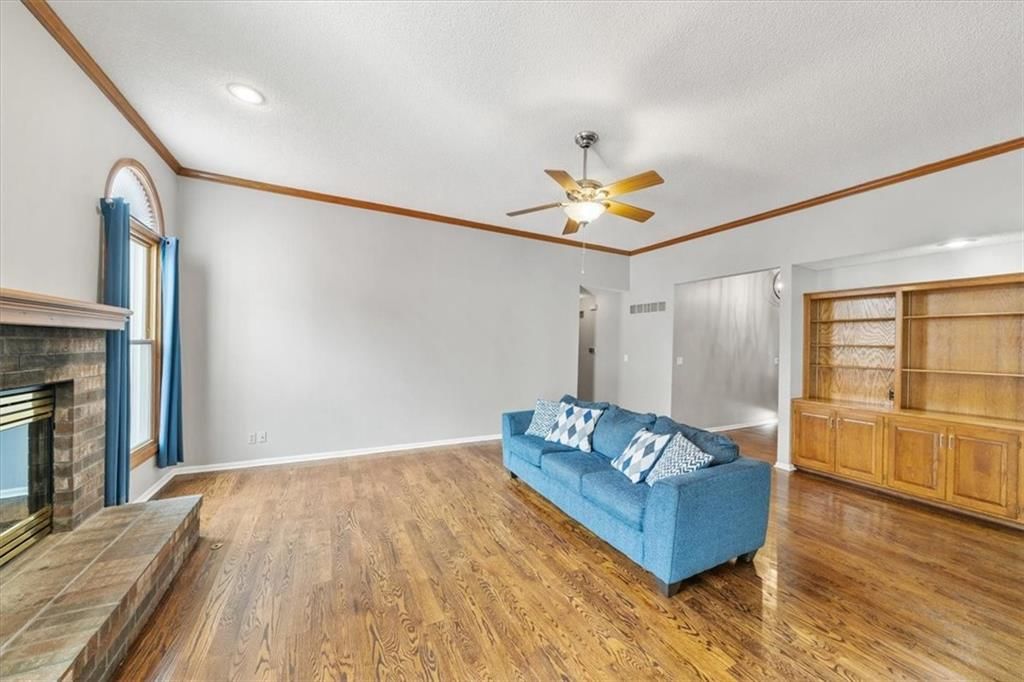 929 ELK Lane — photo 4