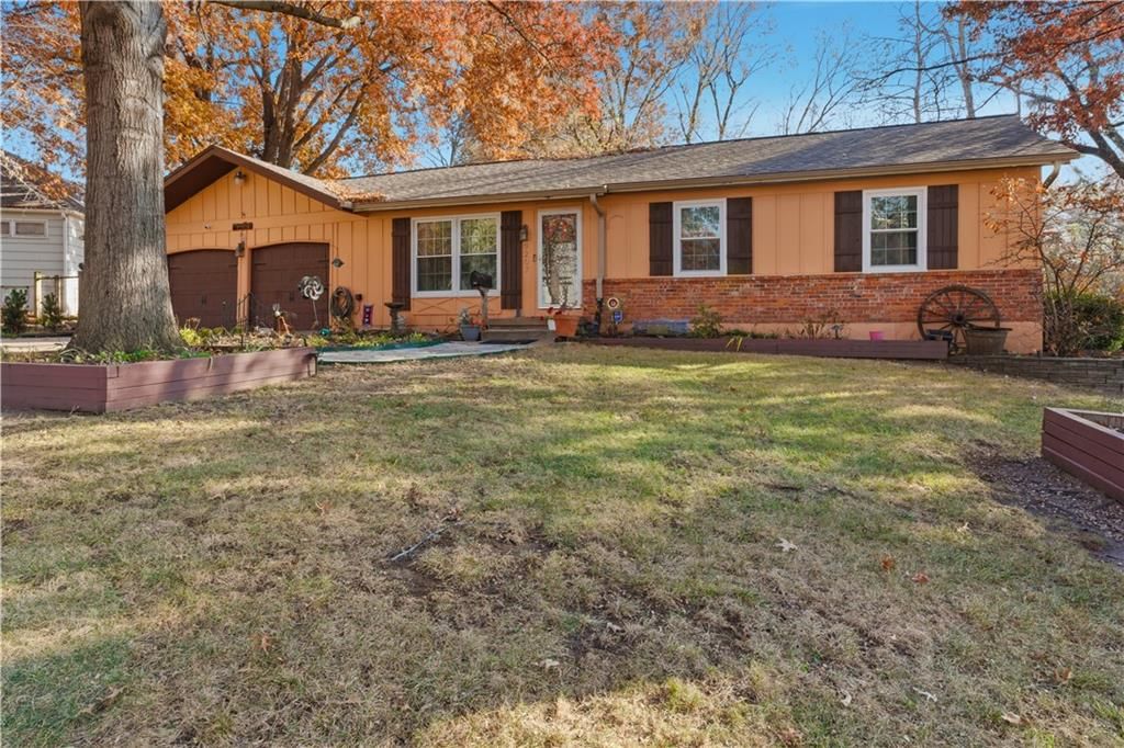 9207 W 97th Street — photo 33