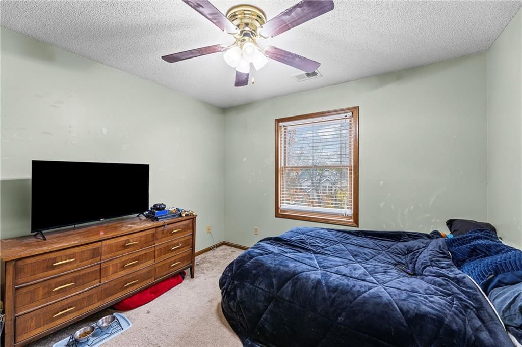 1601 Dunwich Drive — photo 31