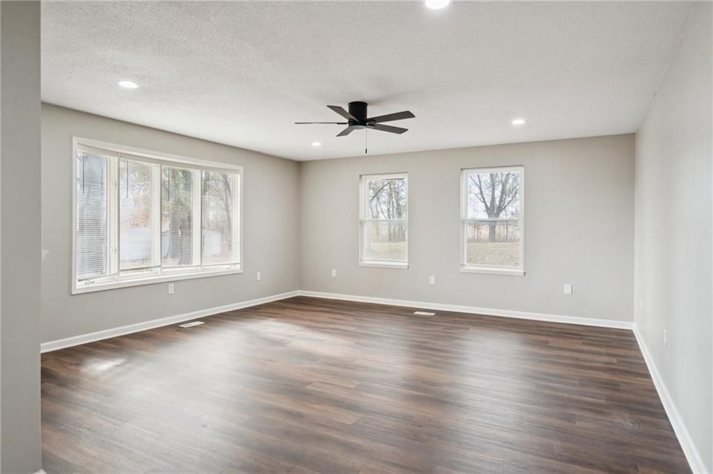 700 SW 800 Road — photo 5