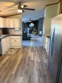 607 E Spring Street — photo 4