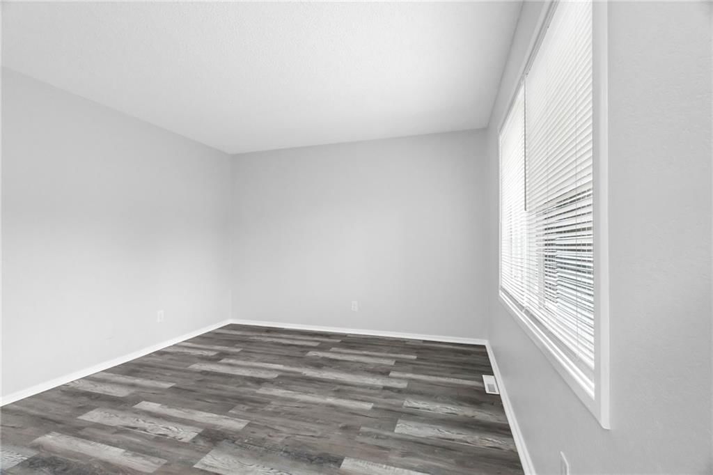 1008 N Parkway Drive — photo 5