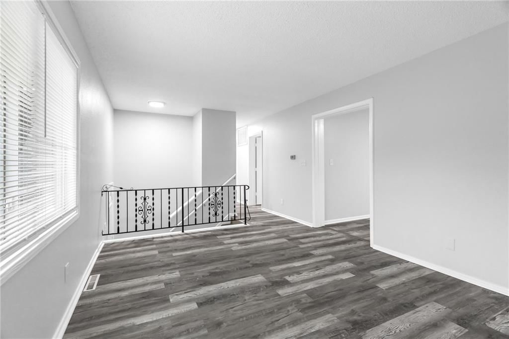 1008 N Parkway Drive — photo 6