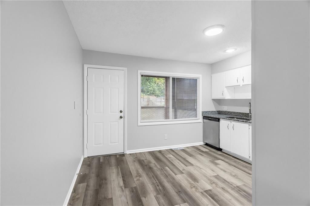 1008 N Parkway Drive — photo 9