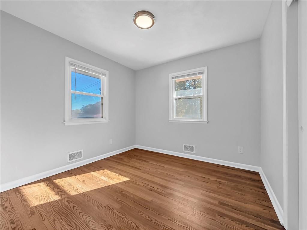700 E GUDGELL Street — photo 16