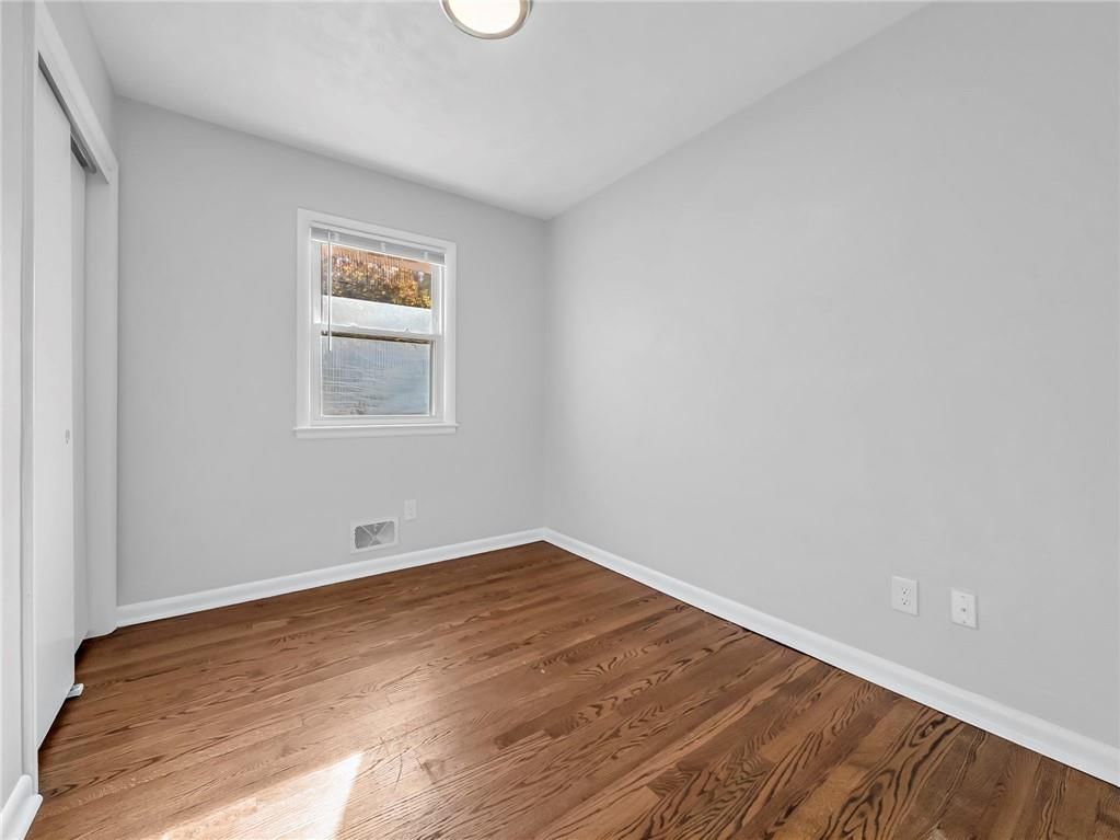 700 E GUDGELL Street — photo 18