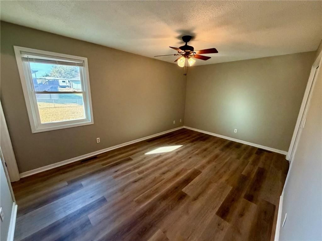 406 Chapel Road — photo 46