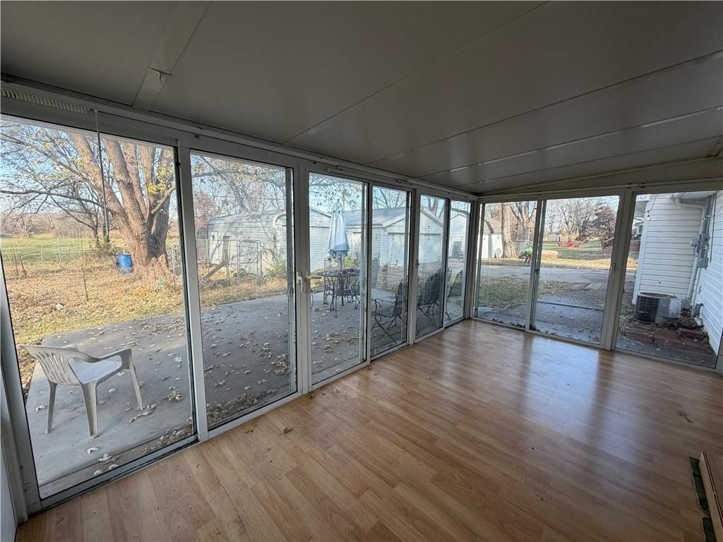 410 Park Avenue — photo 15