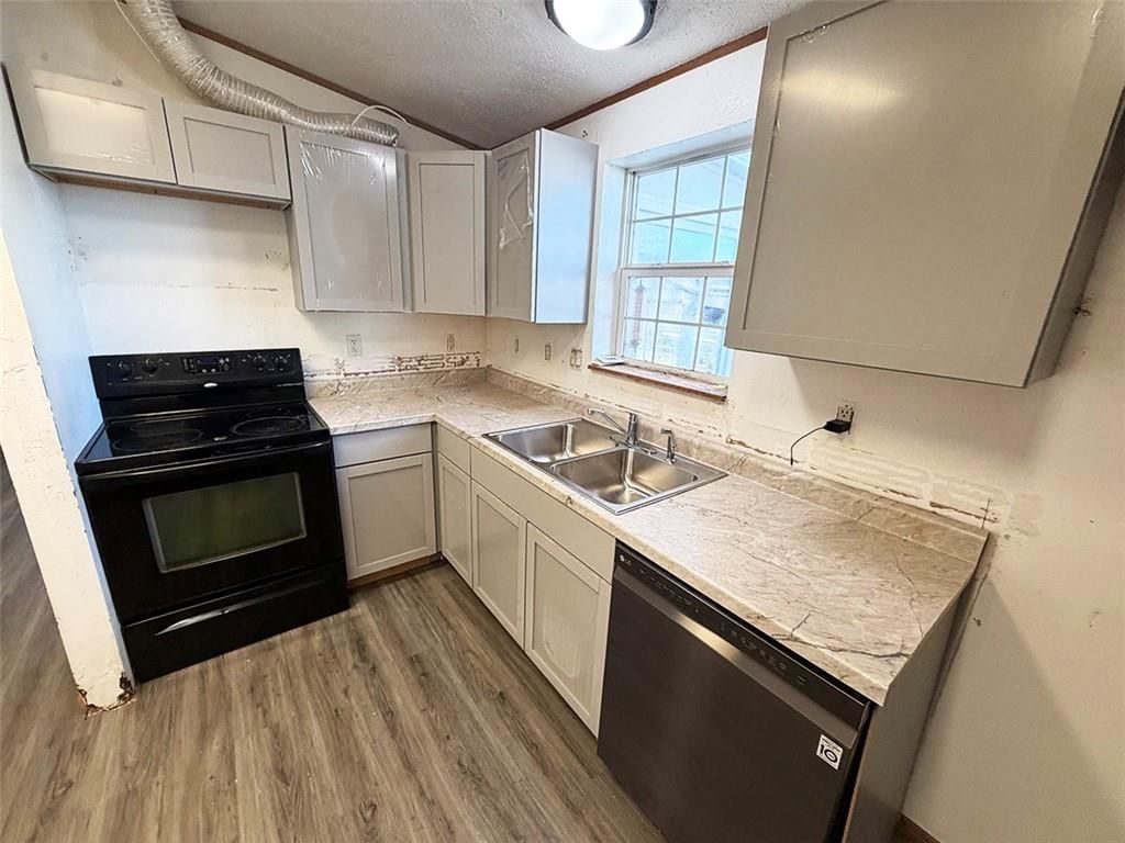 410 Park Avenue — photo 17