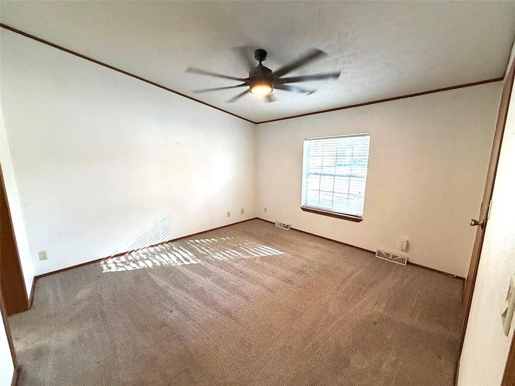 410 Park Avenue — photo 20