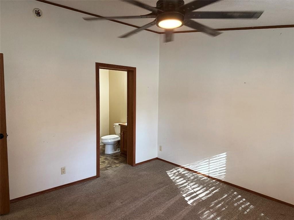 410 Park Avenue — photo 21