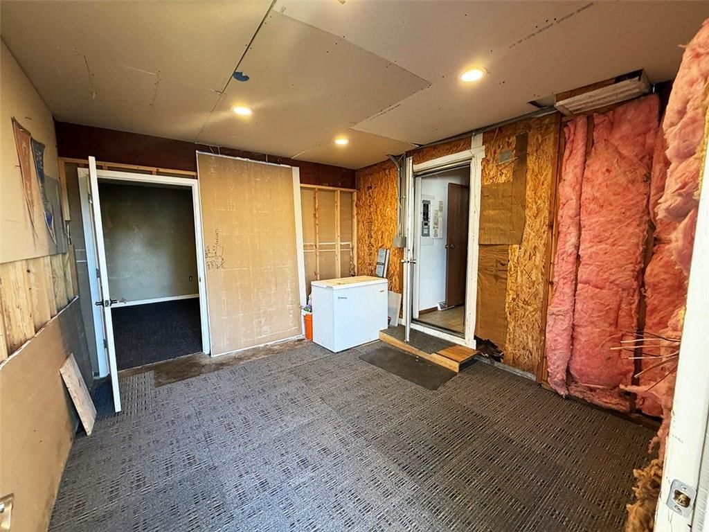 410 Park Avenue — photo 31