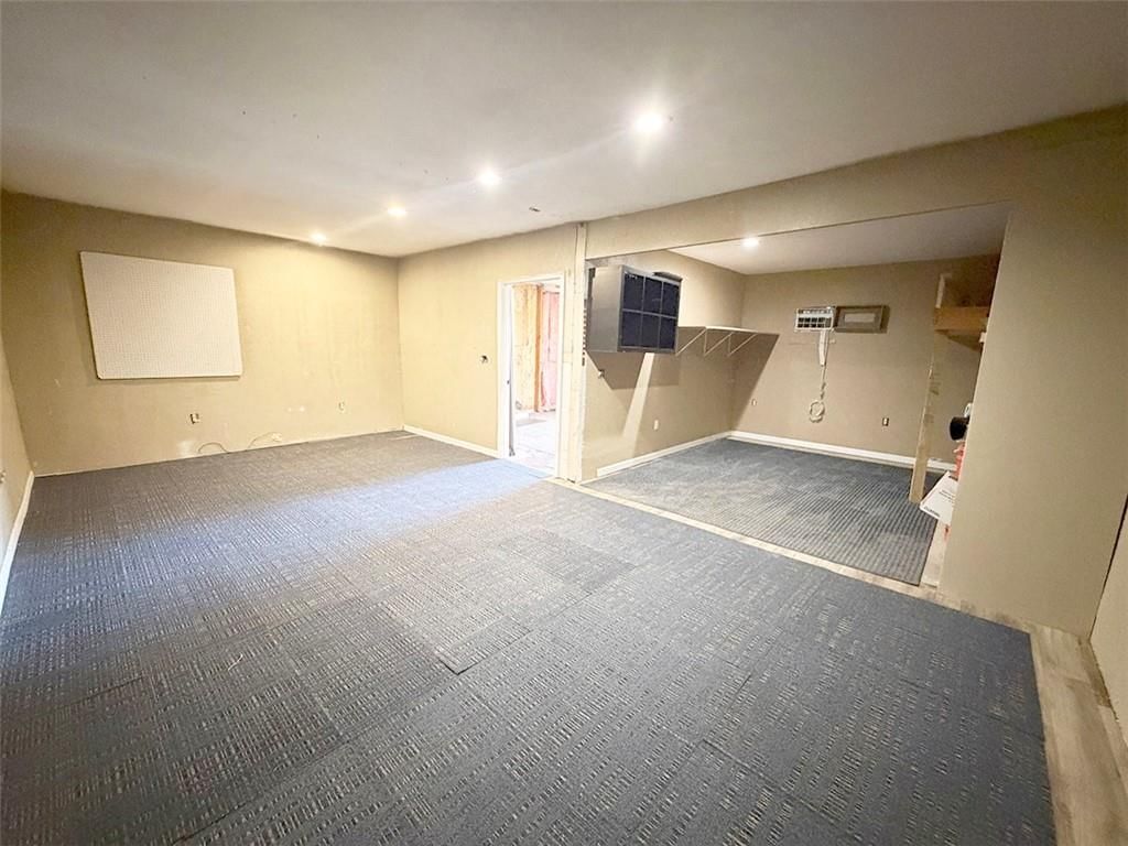 410 Park Avenue — photo 36