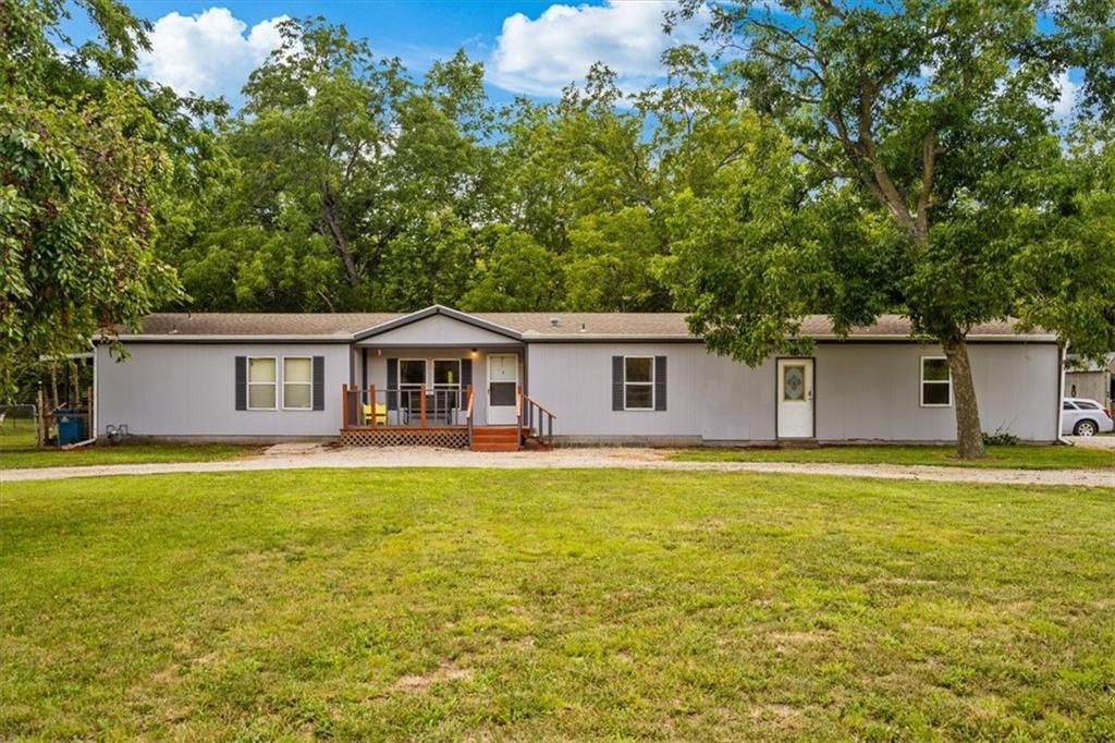 415 1st Street, Le Roy, KS