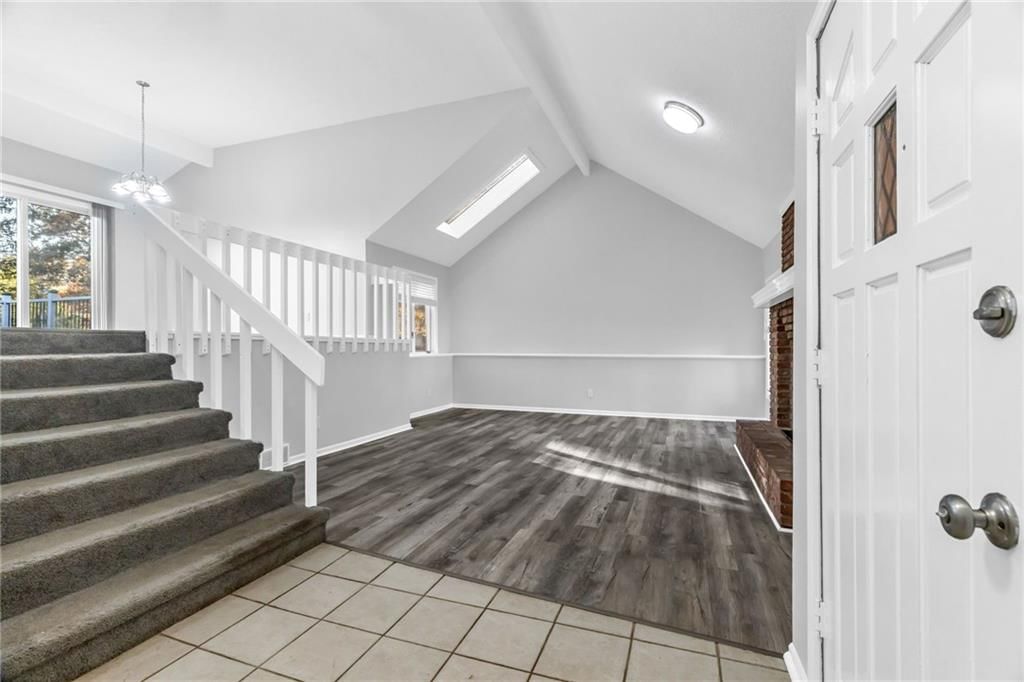 1115 NE Oak Tree Drive — photo 4