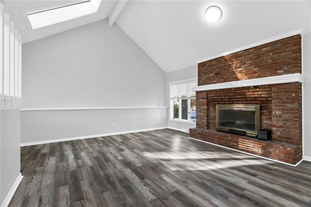 1115 NE Oak Tree Drive — photo 5