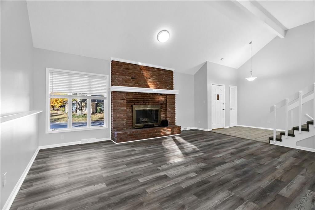 1115 NE Oak Tree Drive — photo 6