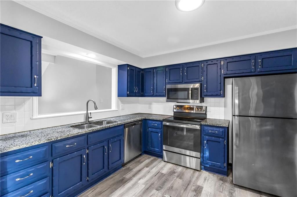 1115 NE Oak Tree Drive — photo 12