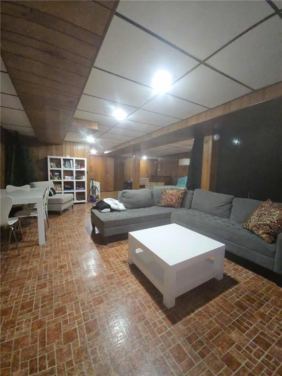 2725 Edmond Street — photo 19