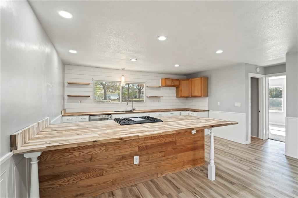 3826 S Crysler Avenue — photo 8