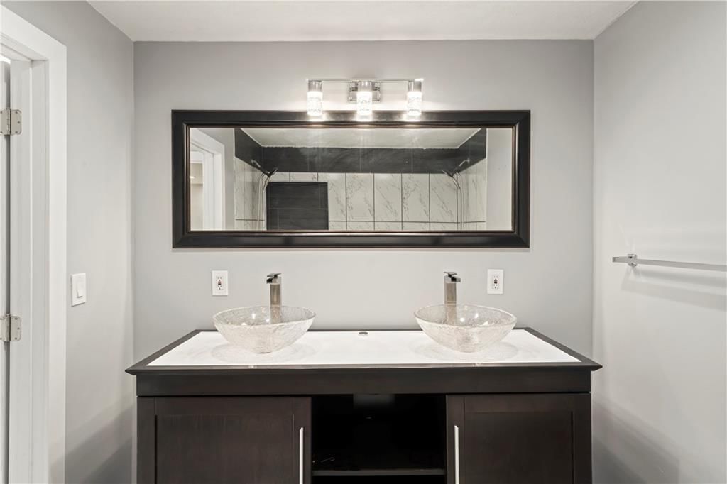 3826 S Crysler Avenue — photo 15