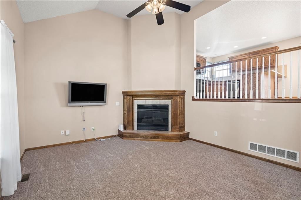 1310 NW Sycamore Drive — photo 5