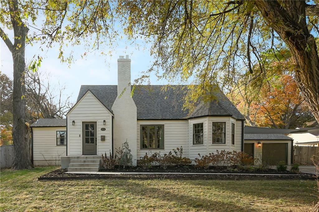 5604 Lamar Avenue — photo 2