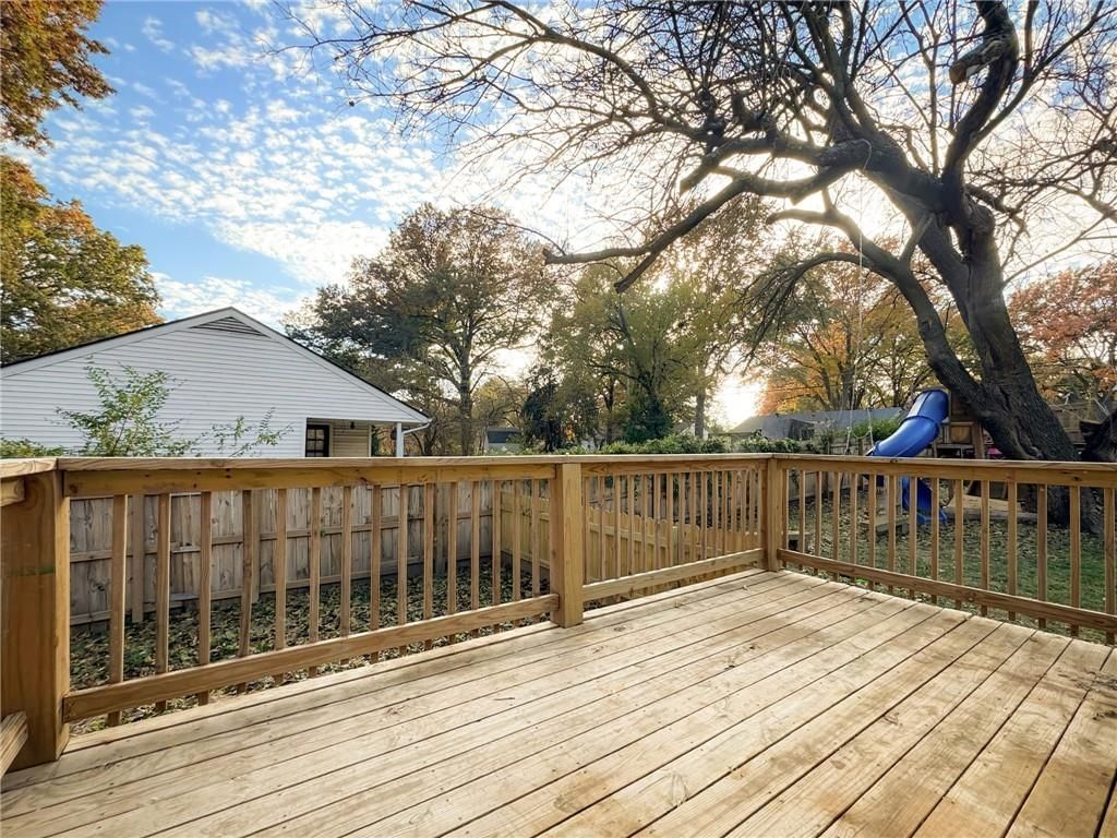 5604 Lamar Avenue — photo 6